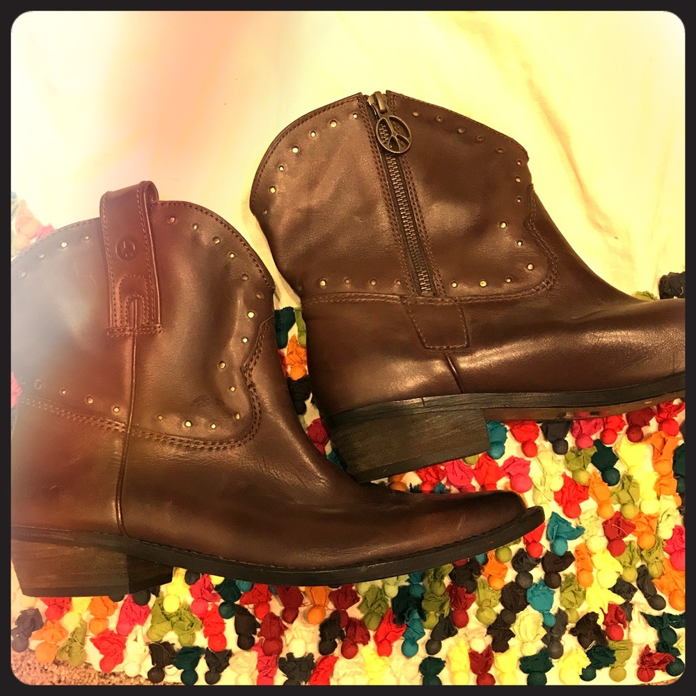 Lucky brand boots